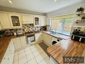 Photo 16- click for photo gallery